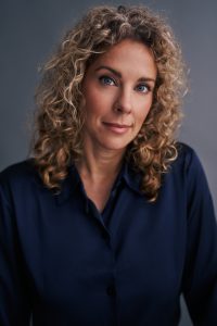 Heidi Rew, Atlanta Actor, Host, Voice Over Actor - Professional Look